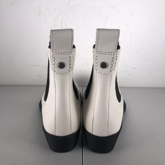 Uggs White Leather Waterproof Emmeth Jasmine Boots Womens Size US 5.5 Shoes - Picture 6 of 10